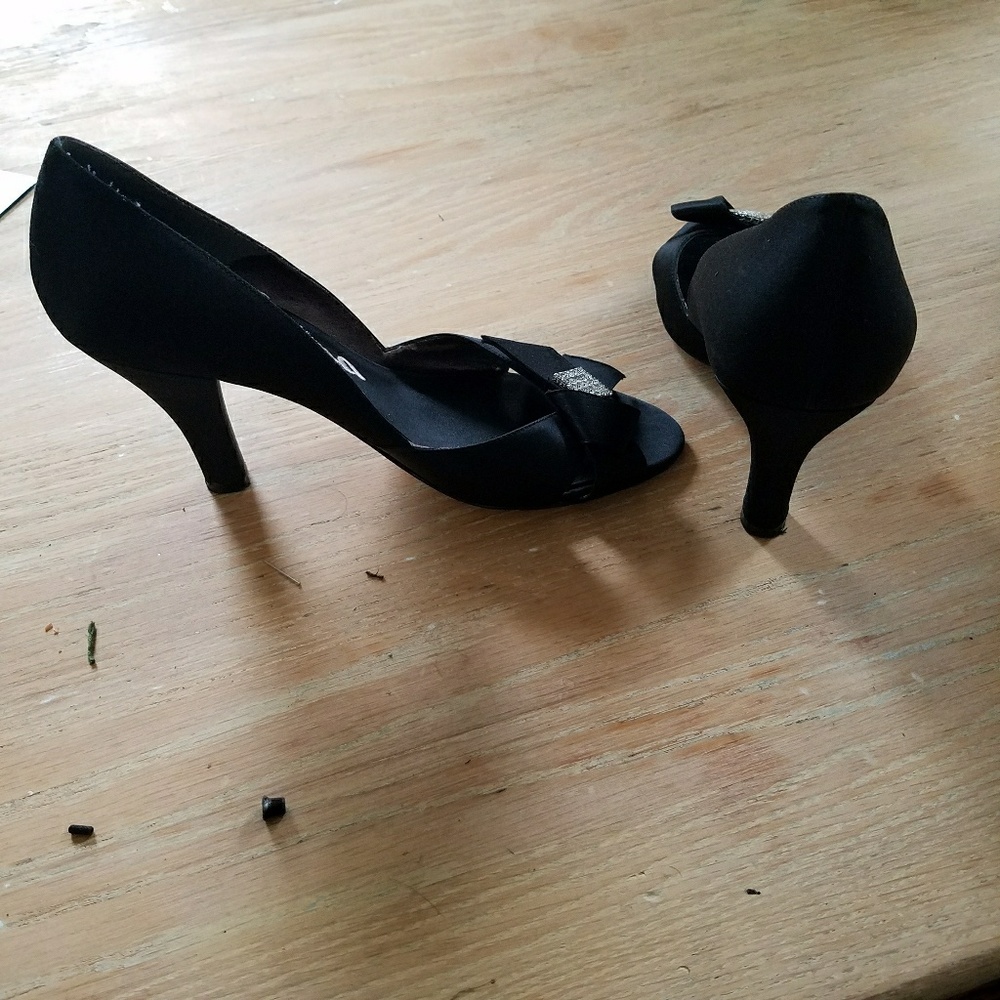 Black Nina Heels - Picture 3 of 8
